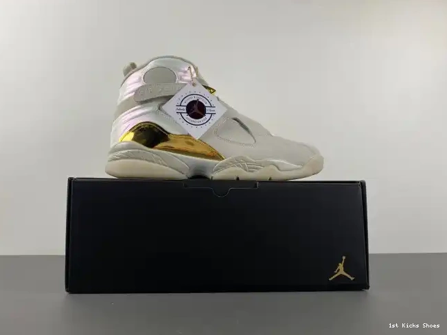 1st Kicks Shoes Champagne 832821-030 Jordan Retro 8 0603